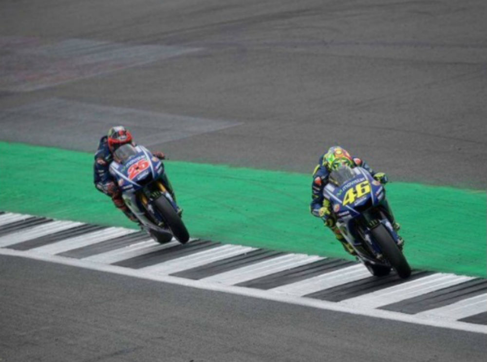 MotoGP: Maverick Viñales envia mensagem de apoio a Rossi