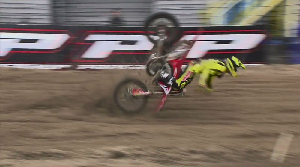 MXGP – Vídeo: A violenta queda de Tim Gajser em Assen