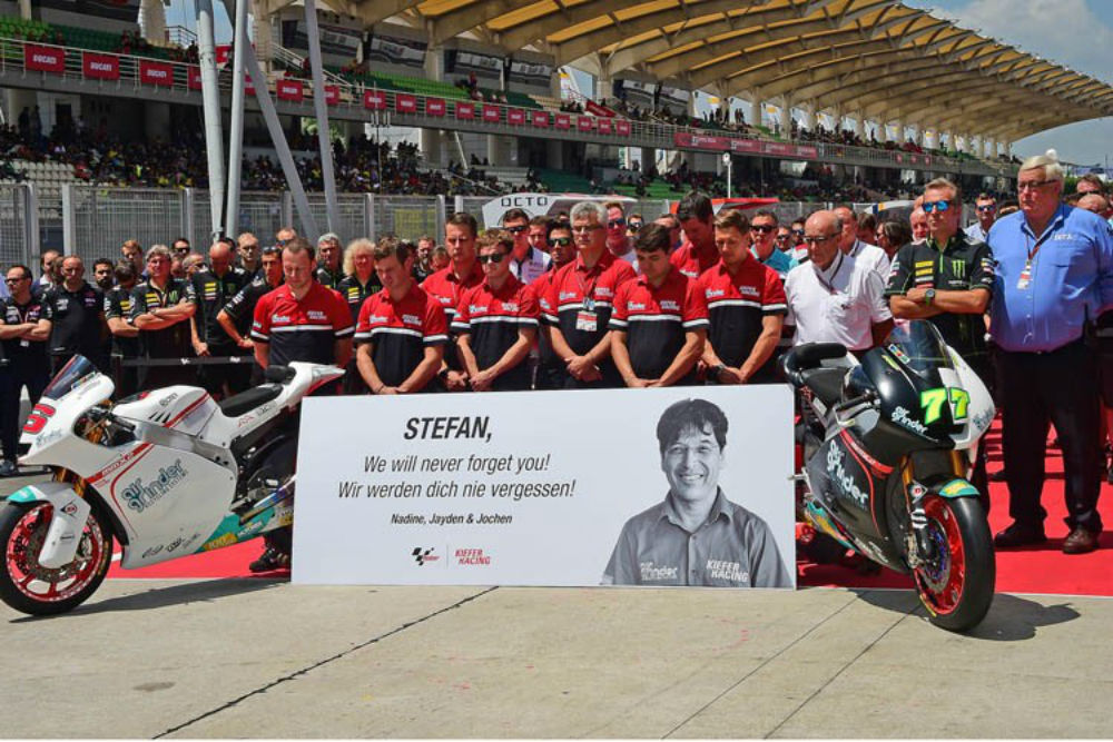 MotoGP: Sepang fez um minuto de silencio em memória de Stefan Kiefer