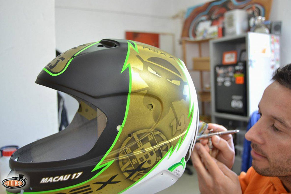 GP Macau: André Pires com capacete exclusivo