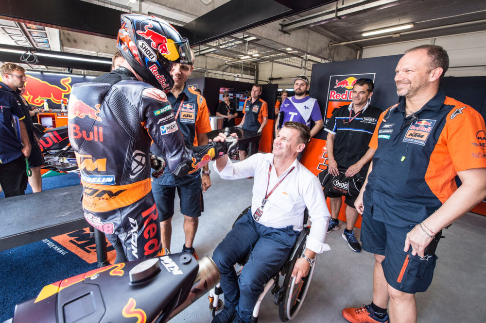 MotoGP – Pit Beirer: “Não teria sido justo dispensar Bradley Smith”