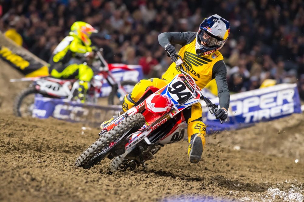AMA, Vídeo: Honda ataca título com Ken Roczen