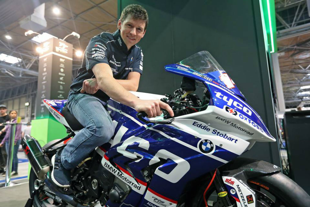 TT : Dan Kneen assina pela BMW Tyco