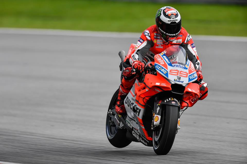 MotoGP: Jorge Lorenzo e Ducati impressionam em Sepang
