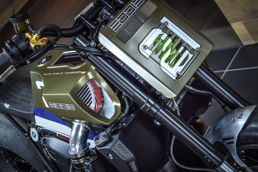 [Imagem: j413534-bmw-r-1200-r-abs-1024x682.jpg]