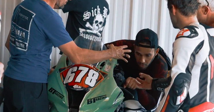 MotoGP: Lewis Hamilton teve aula de Cal Crutchlow
