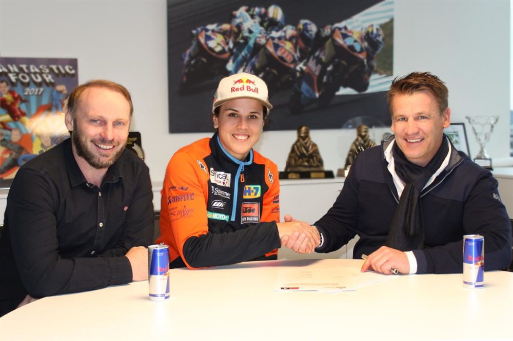 TT: KTM oficializa renovação de Laia Sanz