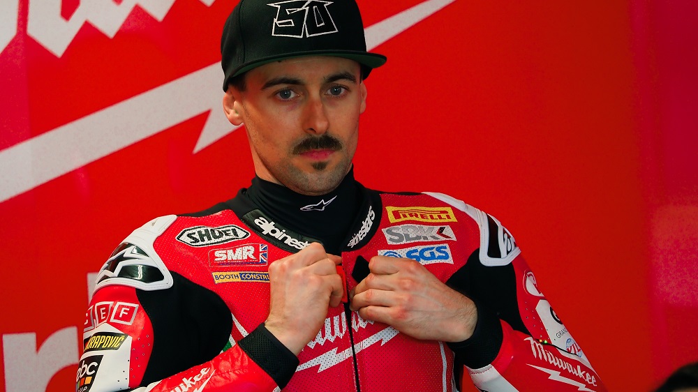 SBK: Eugene Laverty deve regressar em Donington Park