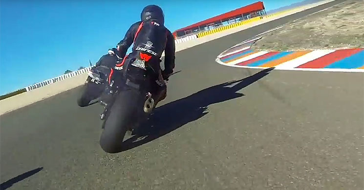 Vídeo: Lewis Hamilton aprende com Antonio Maeso