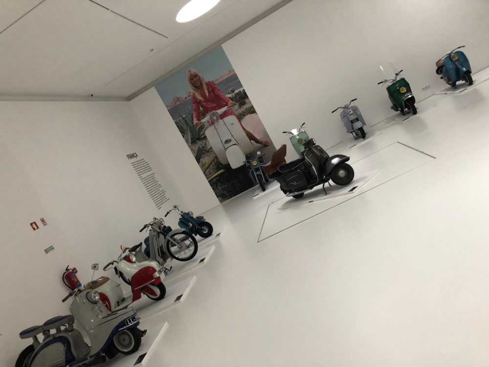 MXGP: Pilotos dão autógrafos em Águeda