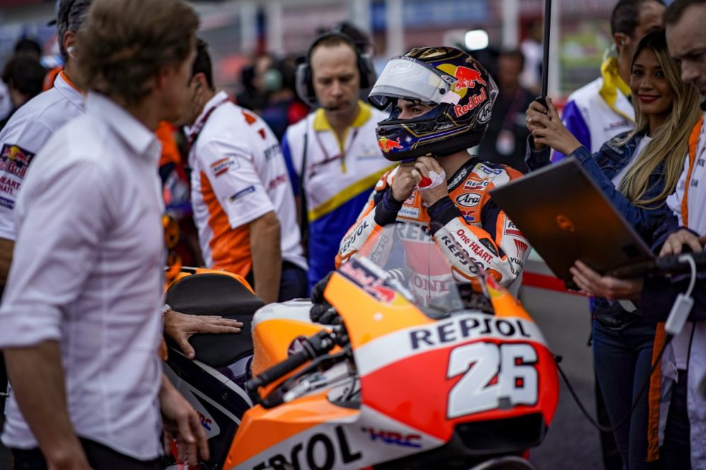 MotoGP: Dani Pedrosa saiu tocado e zangado