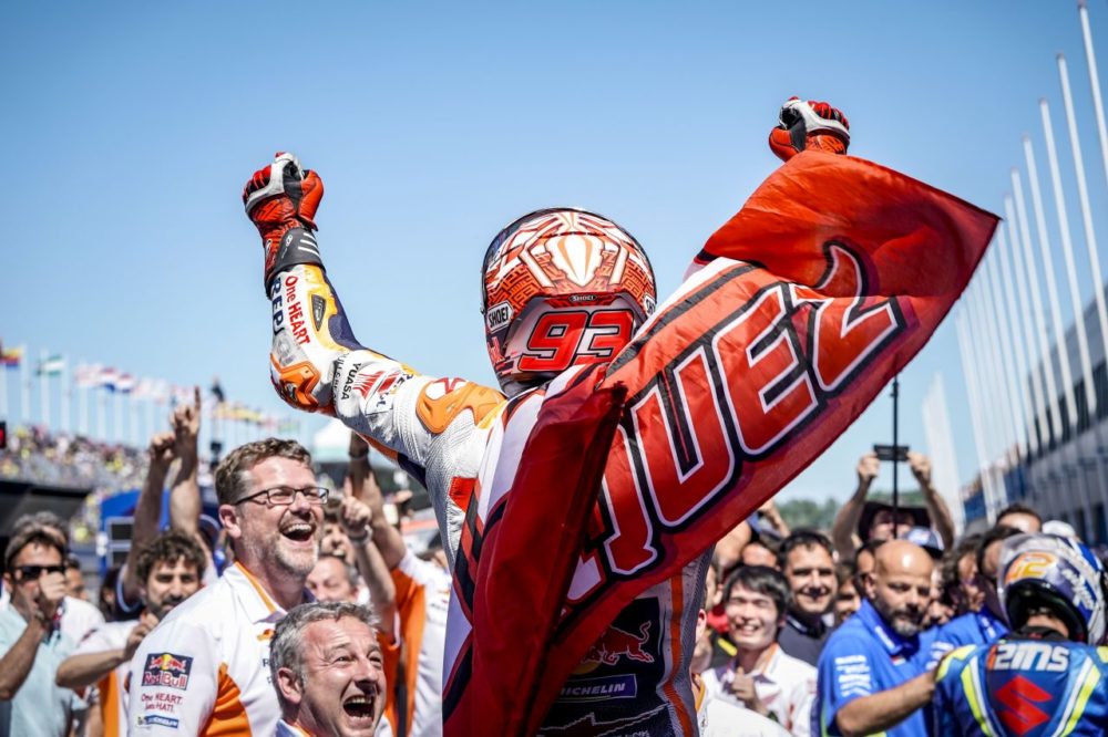 MotoGP: Marc Márquez mais líder