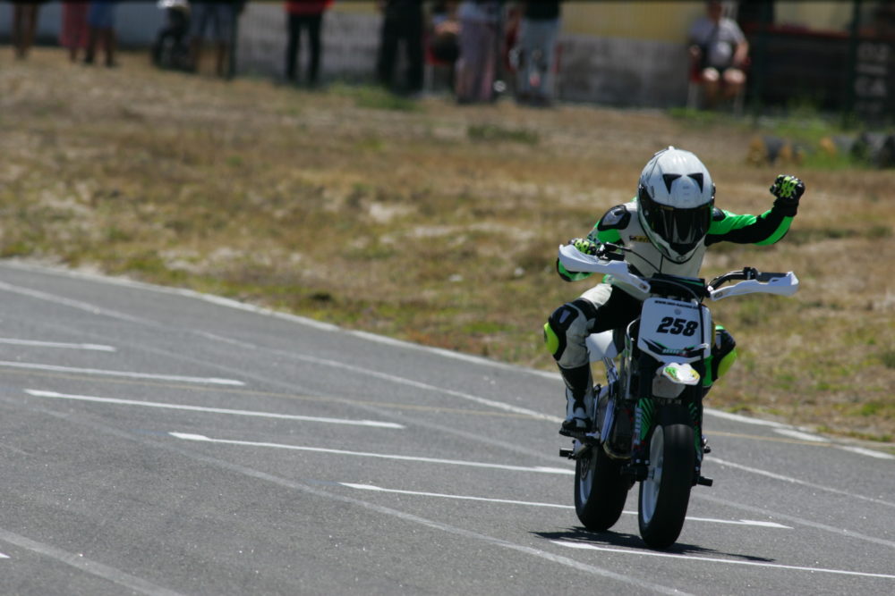 Velocidade 2020: Jovens pilotos em Portimão