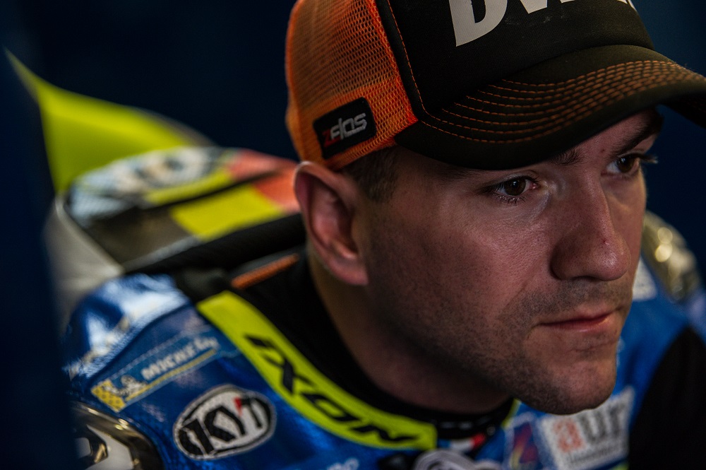 MotoGP: Xavier Siméon com a moto de Tito Rabat