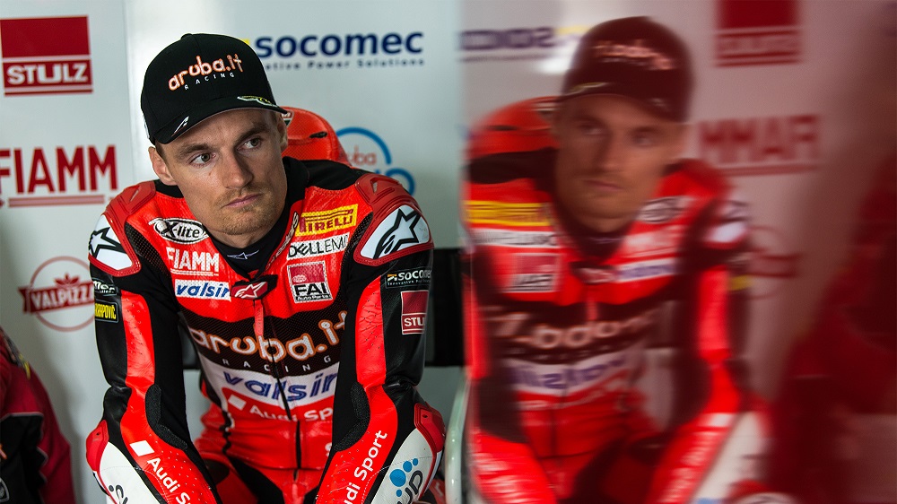 SBK: Chaz Davies novamente lesionado