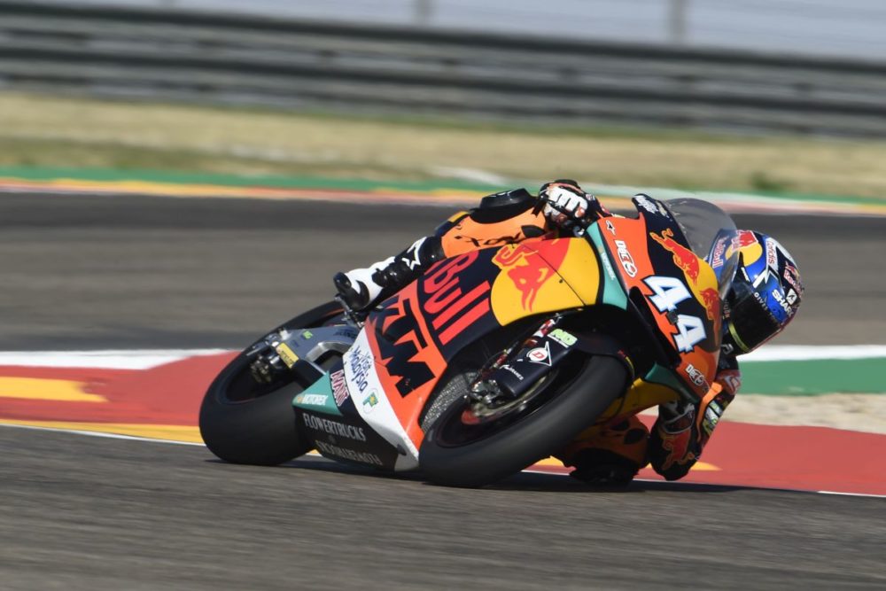 Moto2: Miguel Oliveira testou binómio KTM-Triumph