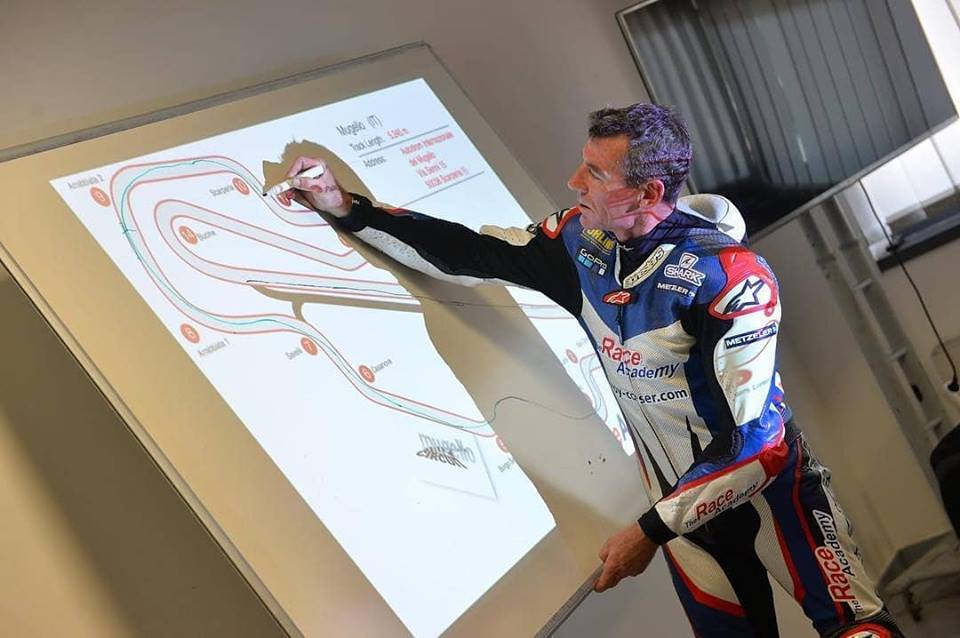 Troy Corser em MotoE?