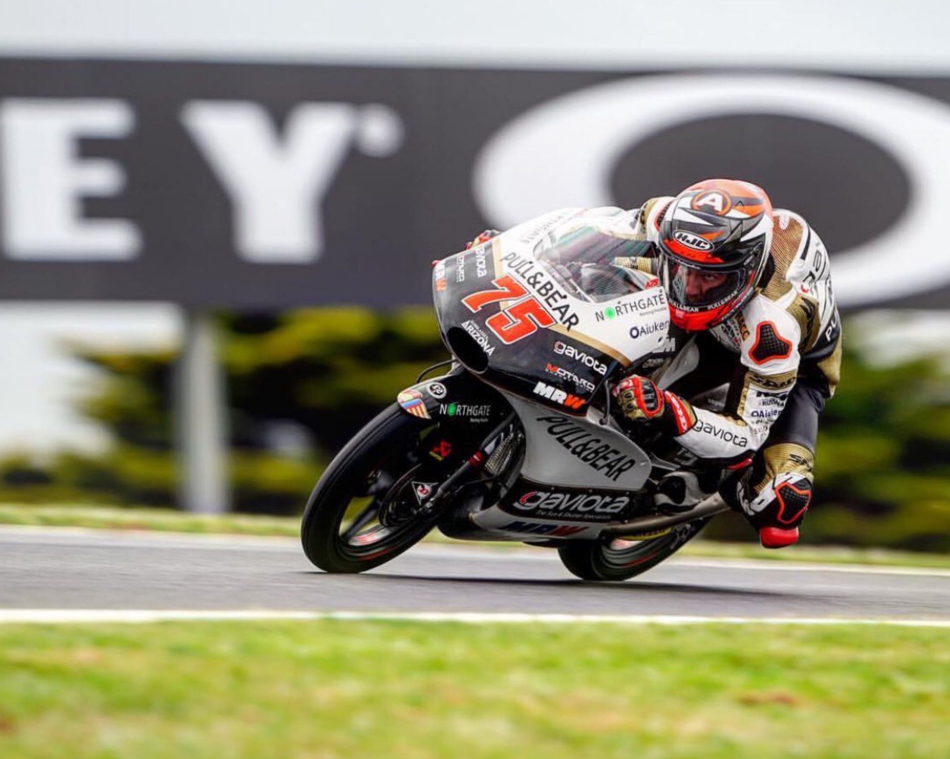 Moto3: Albert Arenas vence em grande corrida