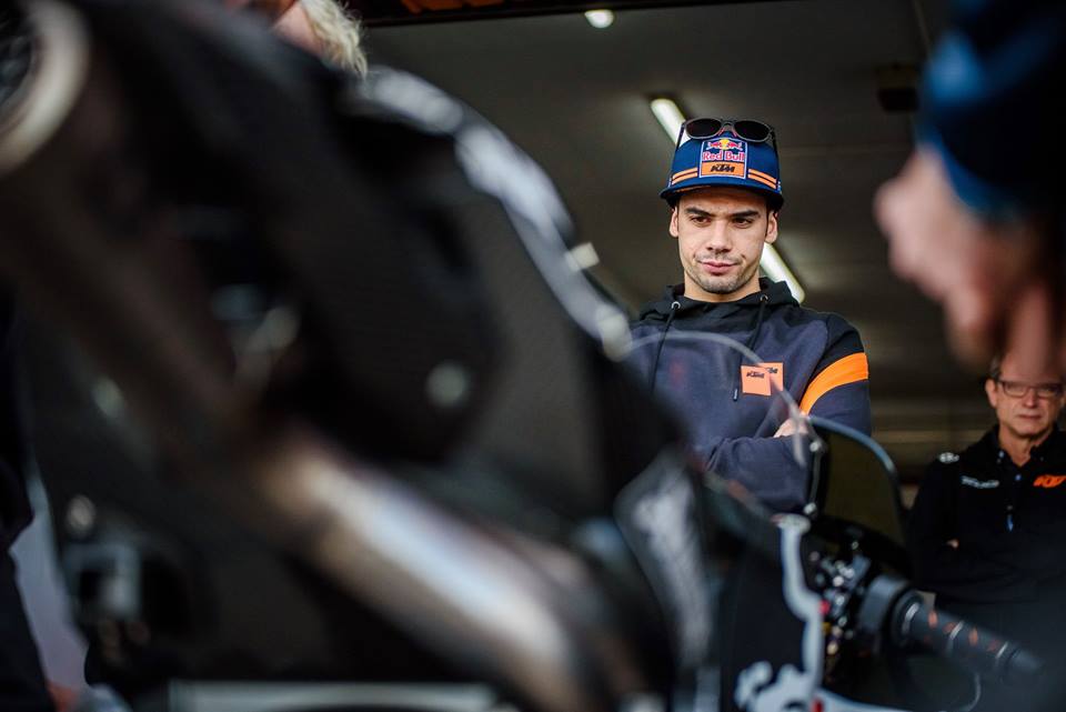 MotoGP: Arranque do dia só no relógio