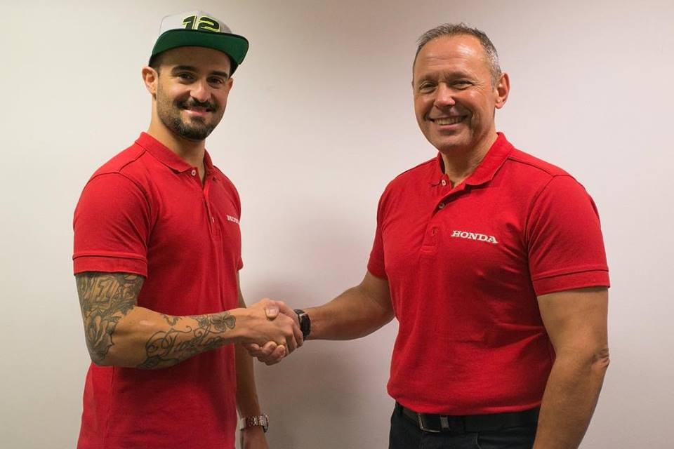 Javier Forés muda-se para as Superbikes britânicas