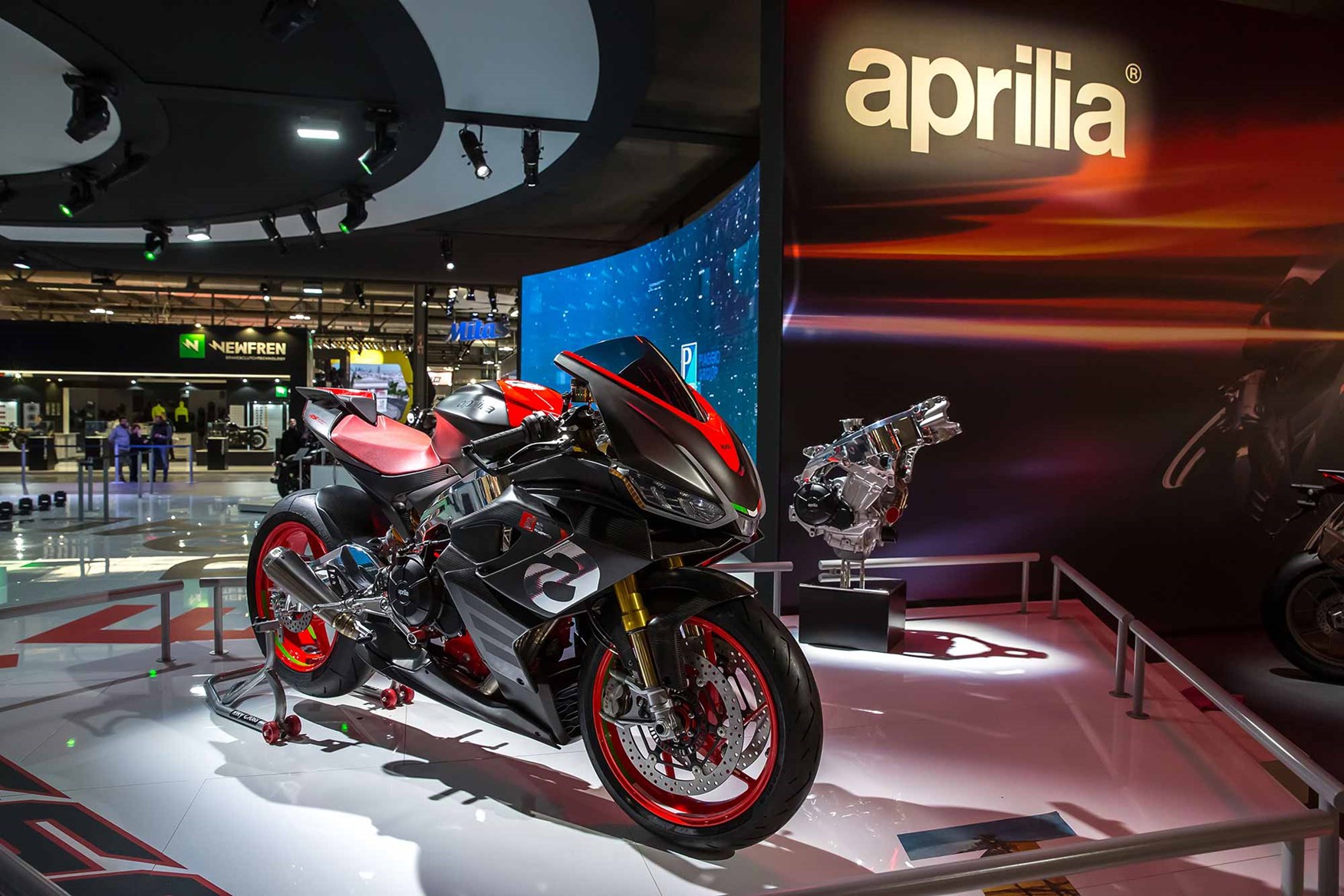 EICMA Milão: Aprilia com RS660, novo conceito desportivo