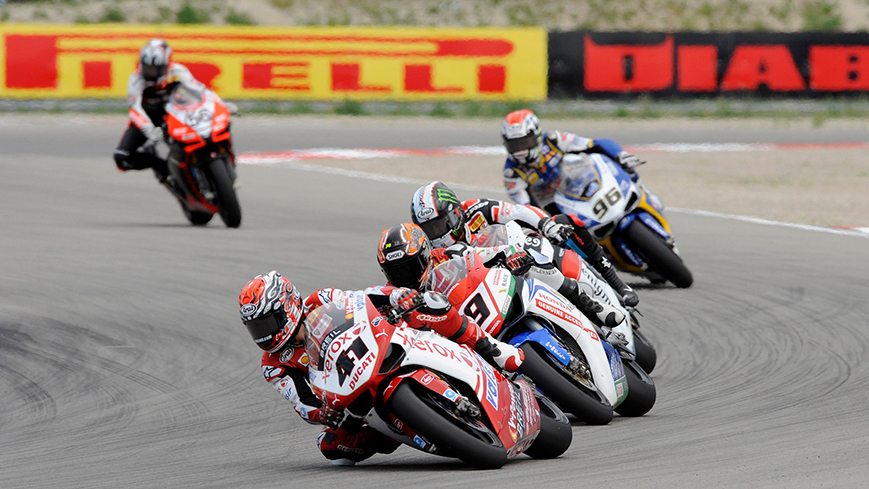 Jonathan Rea homenageado pelo Universidade do Ulster