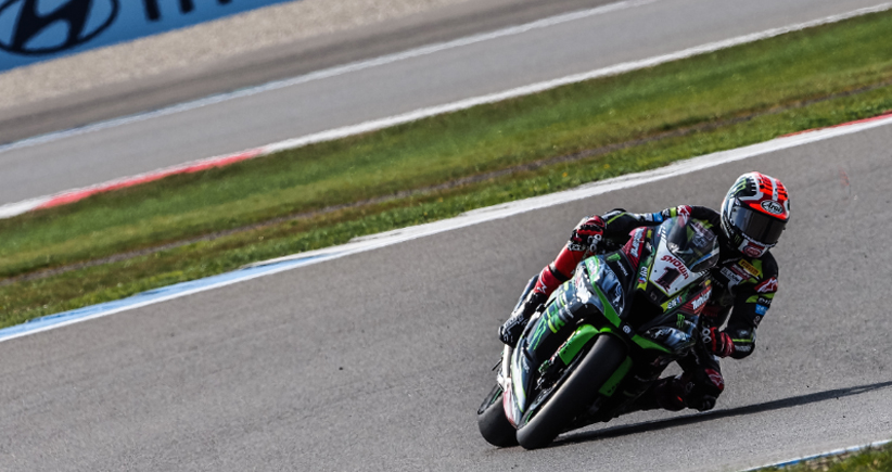 SBK: FP1 apertada com Rea à frente