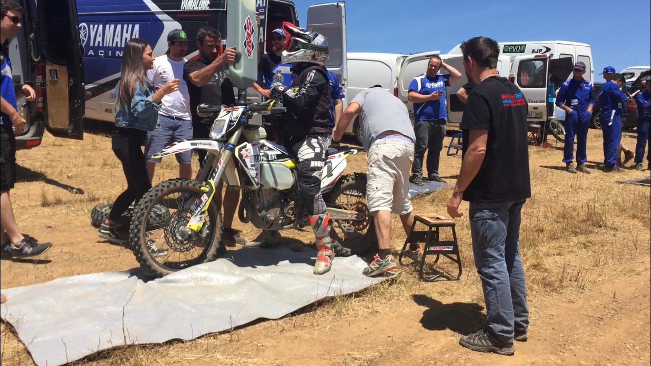 Sebastian Buhler vence 1a etapa da Baja TT Reguengos