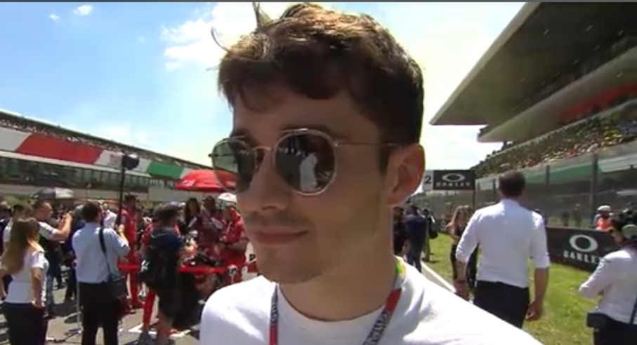 Piloto Ferrari de Formula 1 visita Mugello