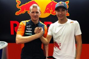 Moto3: Aki Ajo confirma Fernandez como segundo piloto thumbnail