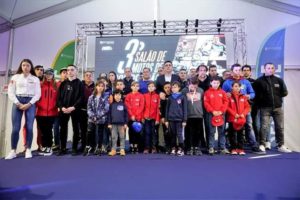 CNV: 3º Salão Esposende reúne centenas thumbnail