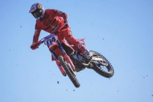 MotoGP 2020: Dovi e Petrux treinam MX thumbnail