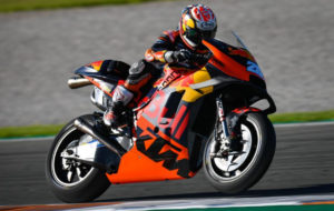 MotoGP 2020: KTM e Pedrosa lideram teste inicial thumbnail
