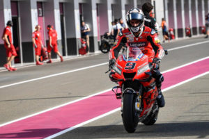 MotoGP, Teste Qatar: Ducati confirma dispositivo de rebaixamento thumbnail