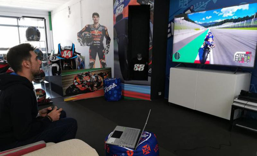 Ilha de Man, 2020: Não há corridas, mas há capacete