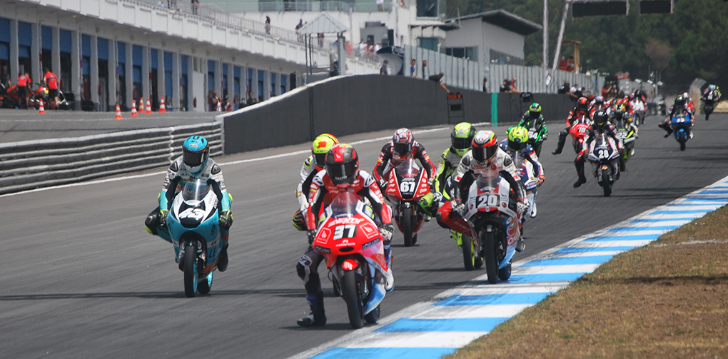 CEV Repsol 2020: Artigas bate Acosta por 3 milésimas nas Moto3