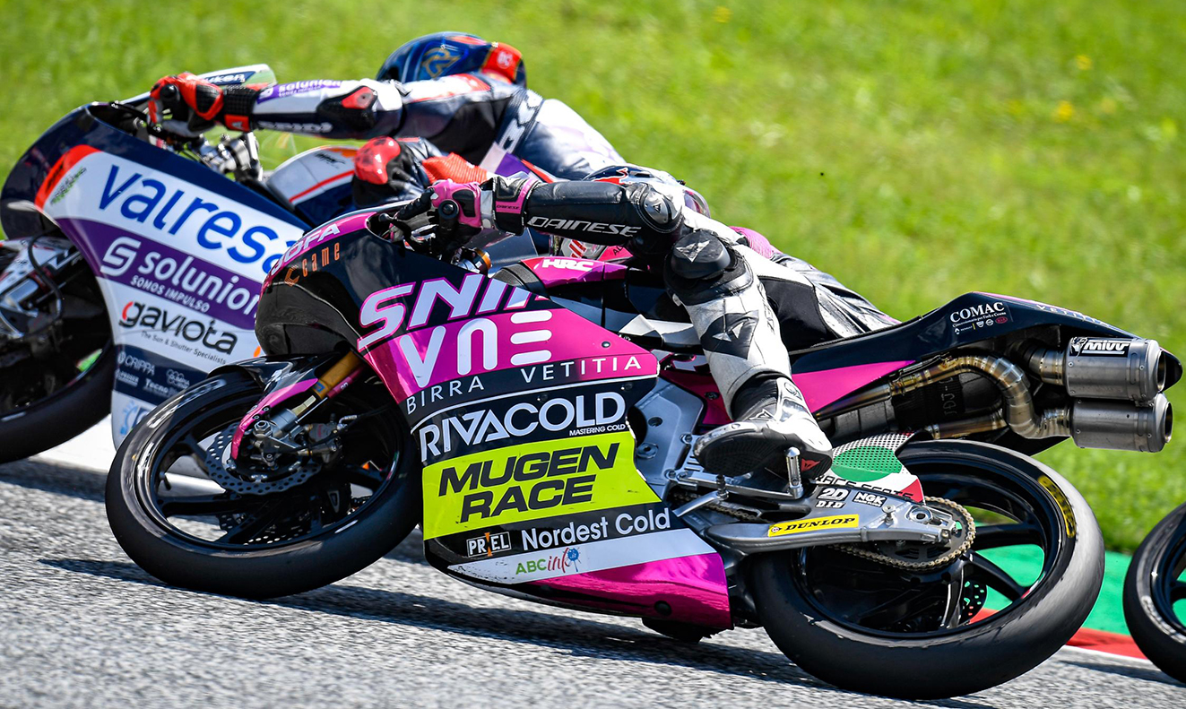 BSB, Snetterton: Primeira vitória de Iddon
