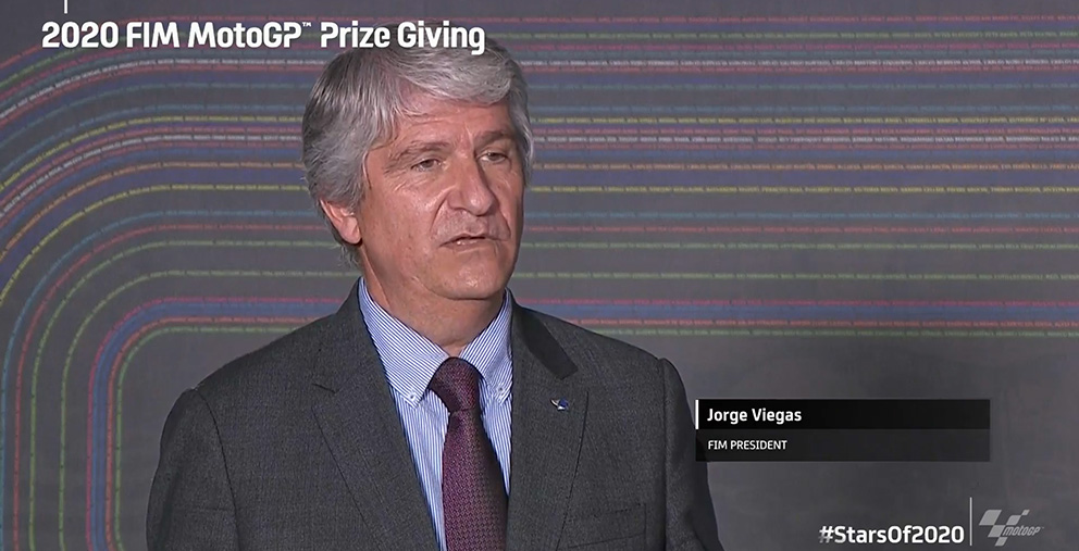 Moto2, 2020, Portimão, corrida: Jorge Viegas entrega prémios aos Campeões