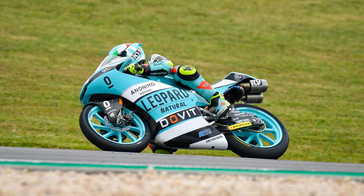 Moto3, 2021,Portimão: Acosta em vitória sensacional