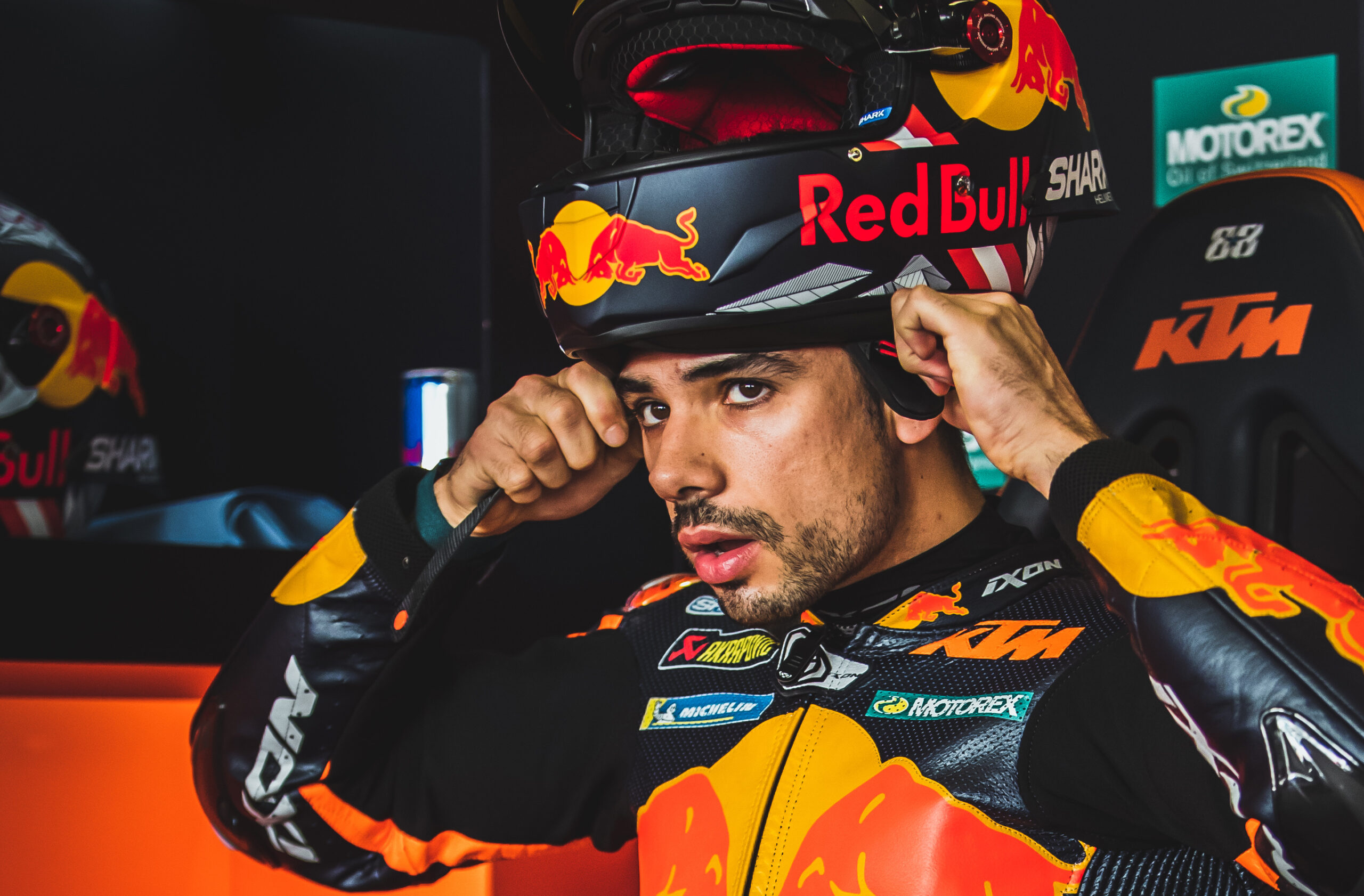 MotoGP, 2021, Portimão: Oliveira desiludido explica a queda