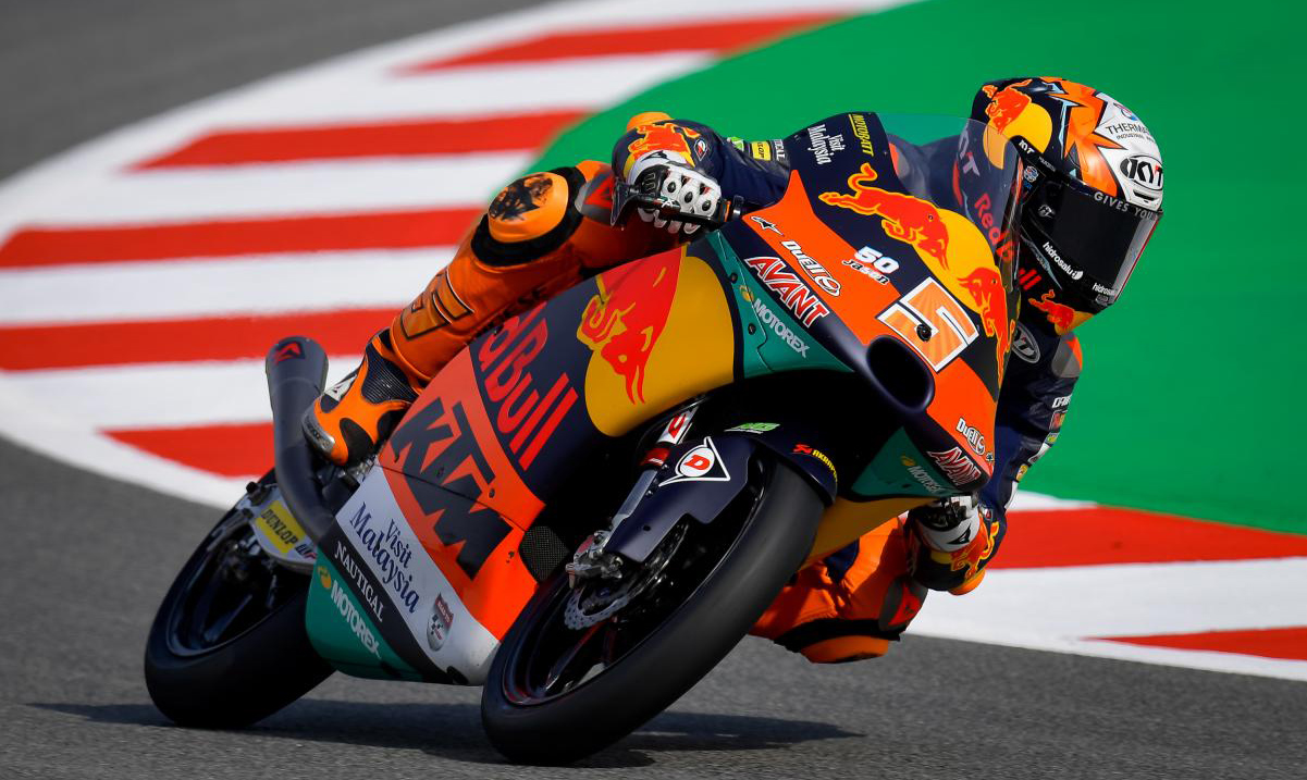 Moto3, 2021, Catalunha: Garcia sobrepõe-se ao caos para vencer