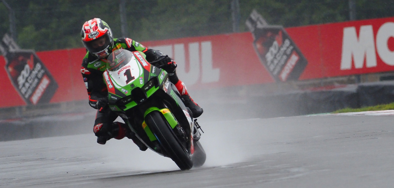 SBK, 2021, Donington Park: Chuva traz britânicos para o topo no TL3