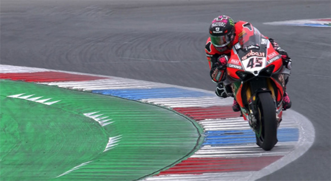 SBK, 2021, Assen: Redding, de fio a pavio no TL1