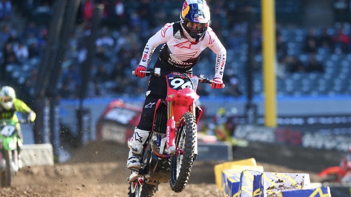 Vídeo AMA Supercross 250: O resumo de Anaheim I