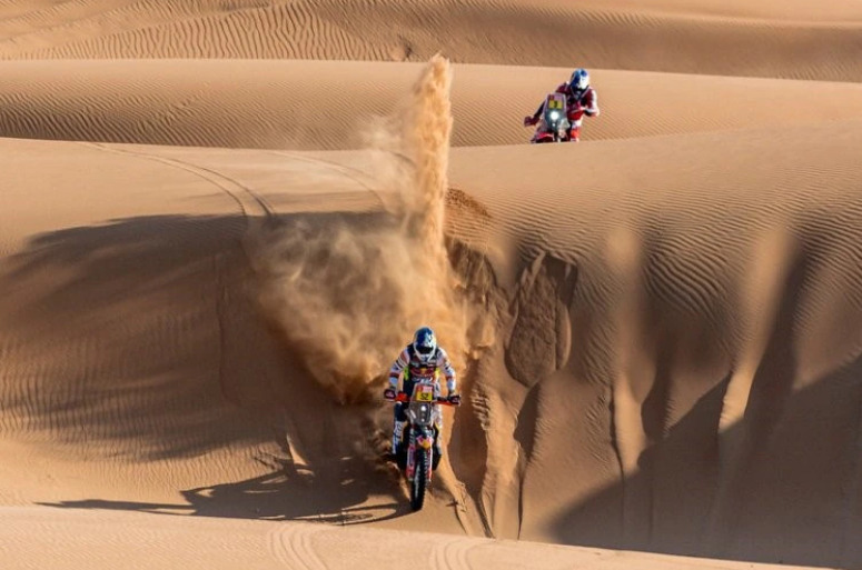 Dakar, Etapa 7: Matthias Walkner perdeu-se junto com Sam Sunderland
