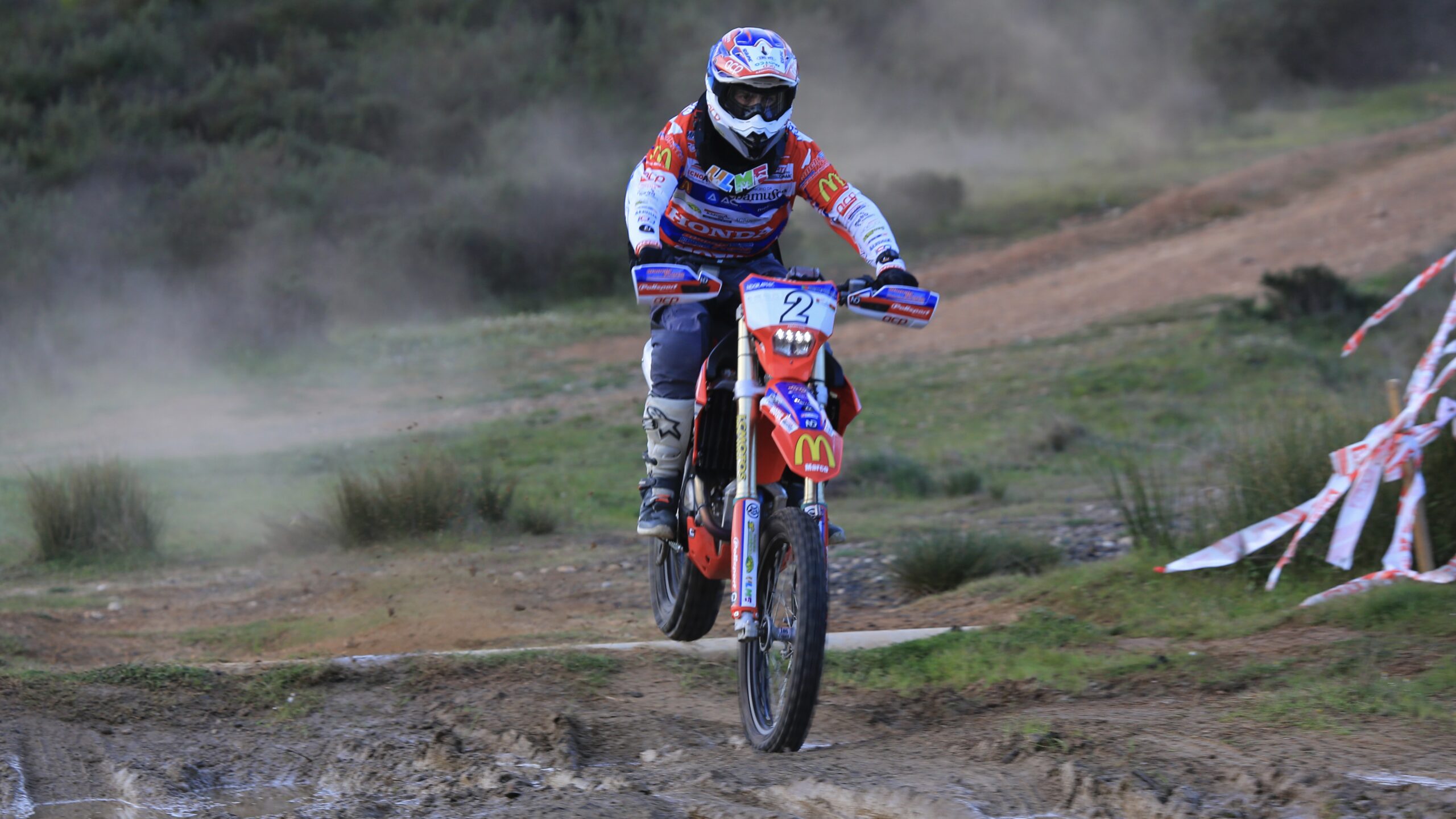 Baja Montes Alentejanos, SS1: Azar para Gustavo Gaudêncio