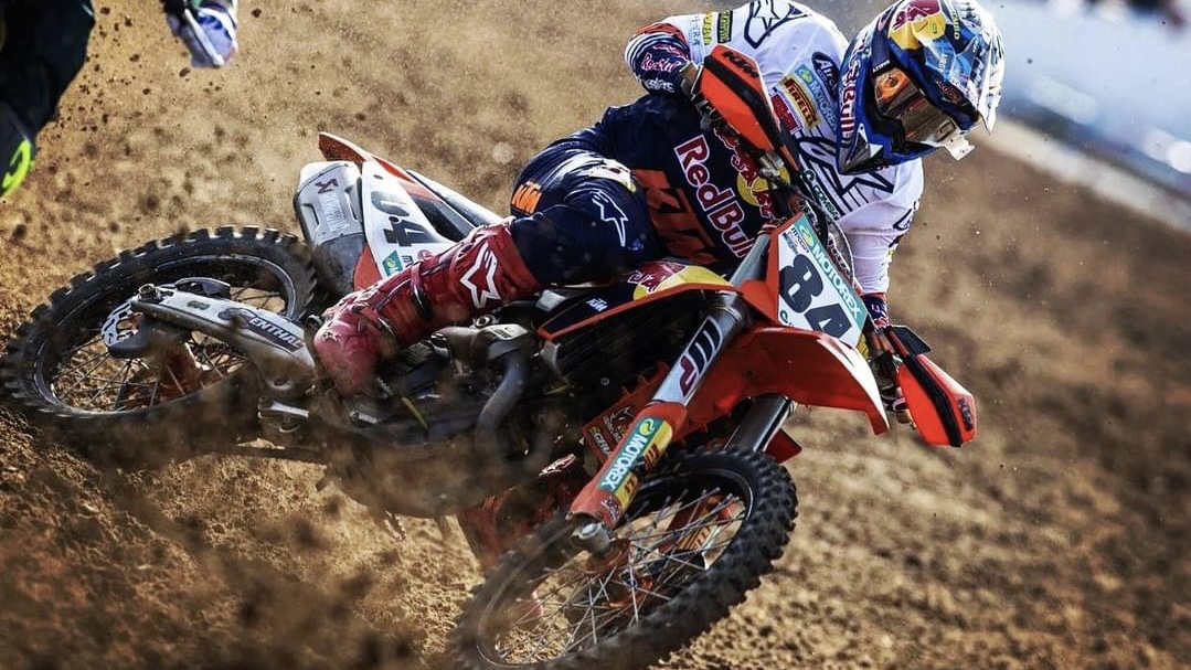 MXGP: Fractura no tornozelo afasta Herlings do início do campeonato