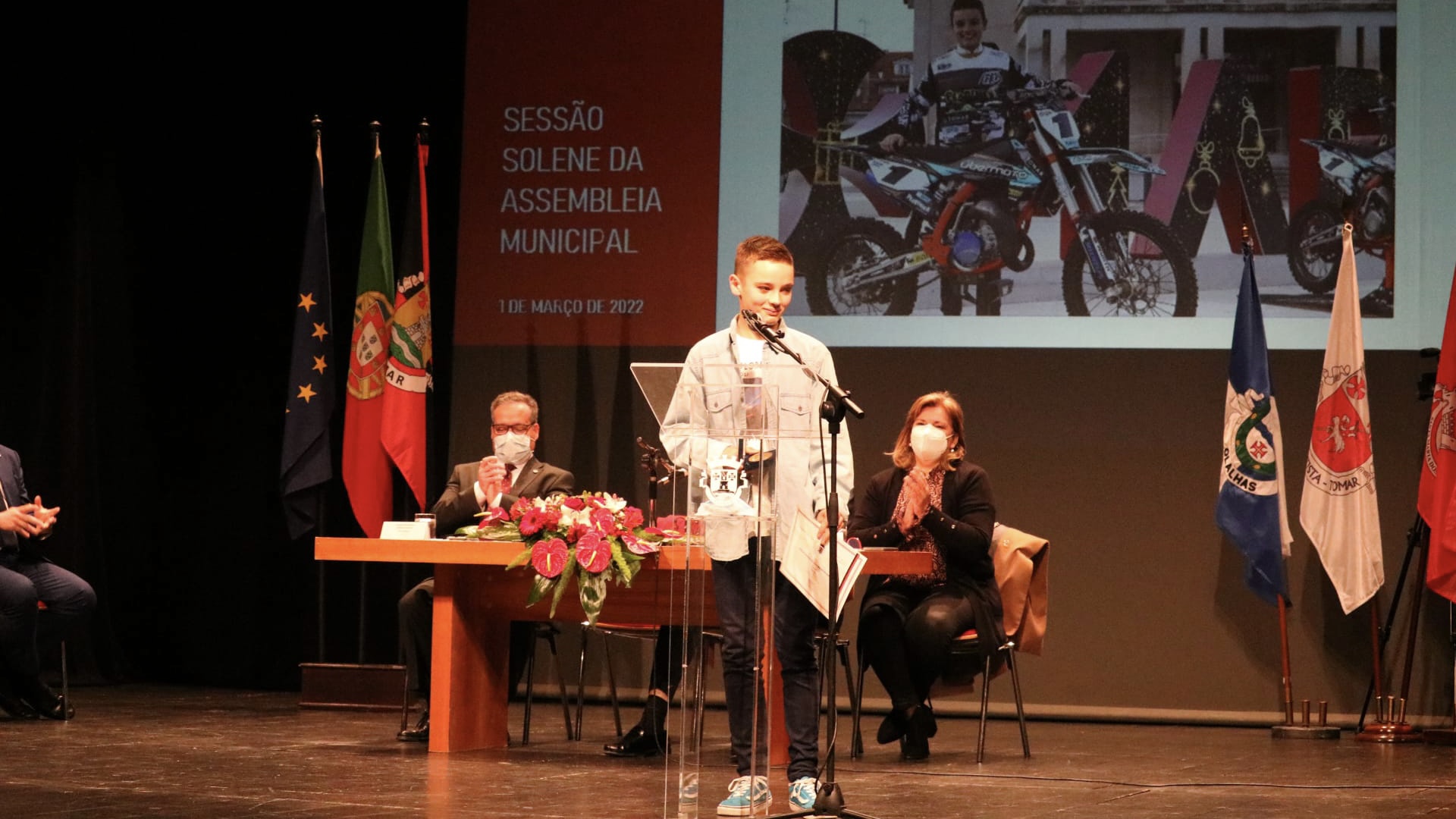 Motocross: Tomás Santos distinguido pelo Município de Tomar