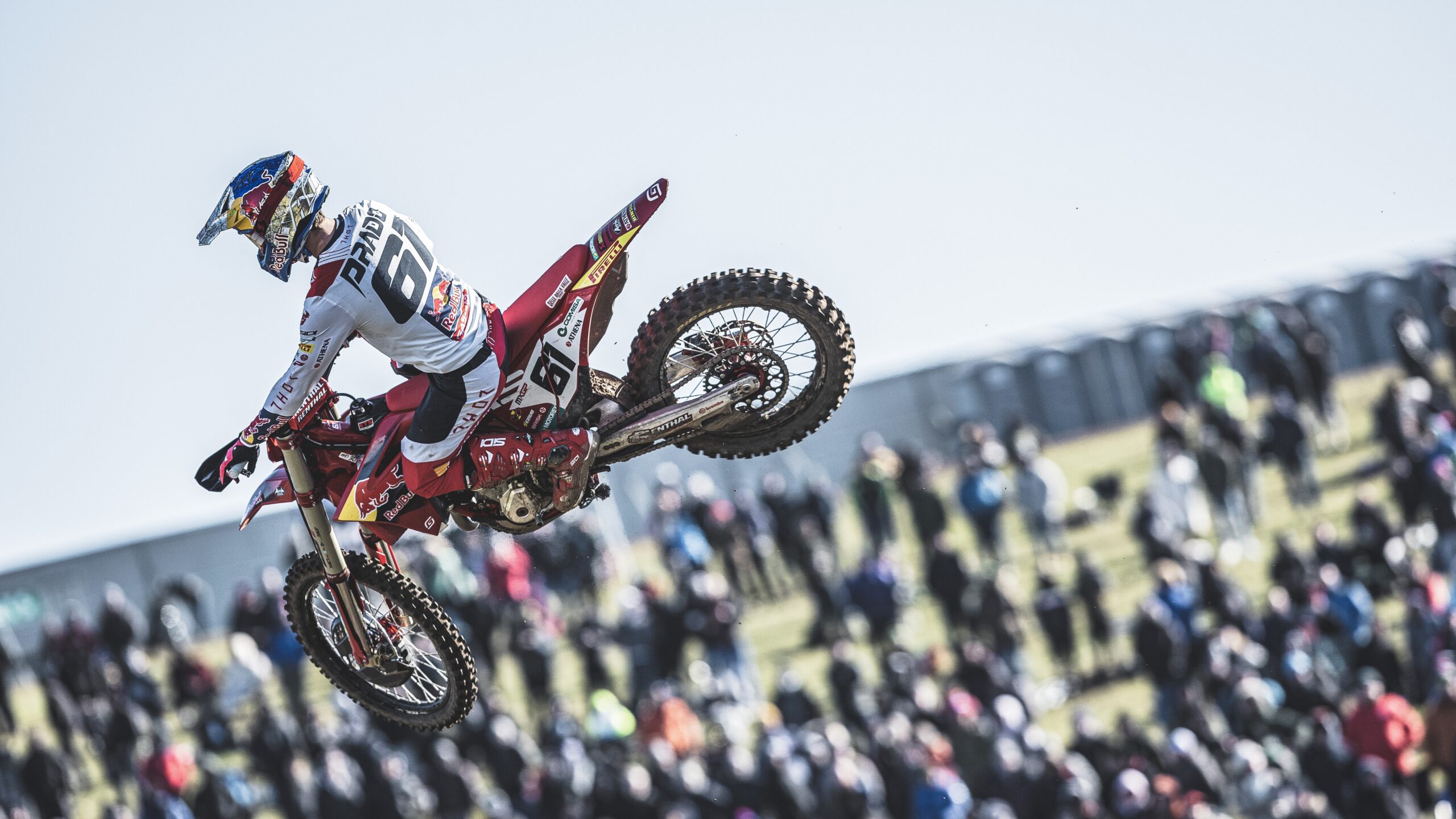 MXGP, Lombardia, 1.ª manga: Jorge Prado aguenta pressão de Tim Gajser