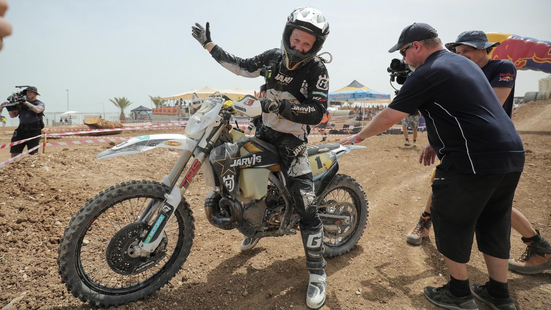 Graham Jarvis, CM Hard Enduro, Minus 400: “Muito bom voltar à competição e subir ao pódio”